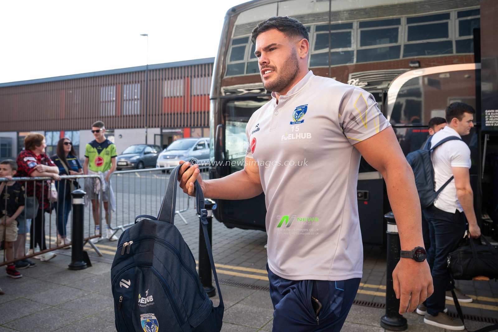 Joe Philbin of Warrington Wolves arrives ahead of the Betfred Super League Round 24 match Leigh Leopards vs Warrington Wolves at Leigh Sports Village, Leigh, United Kingdom, 30th August 2024

(Photo by Craig Thomas/News Images)