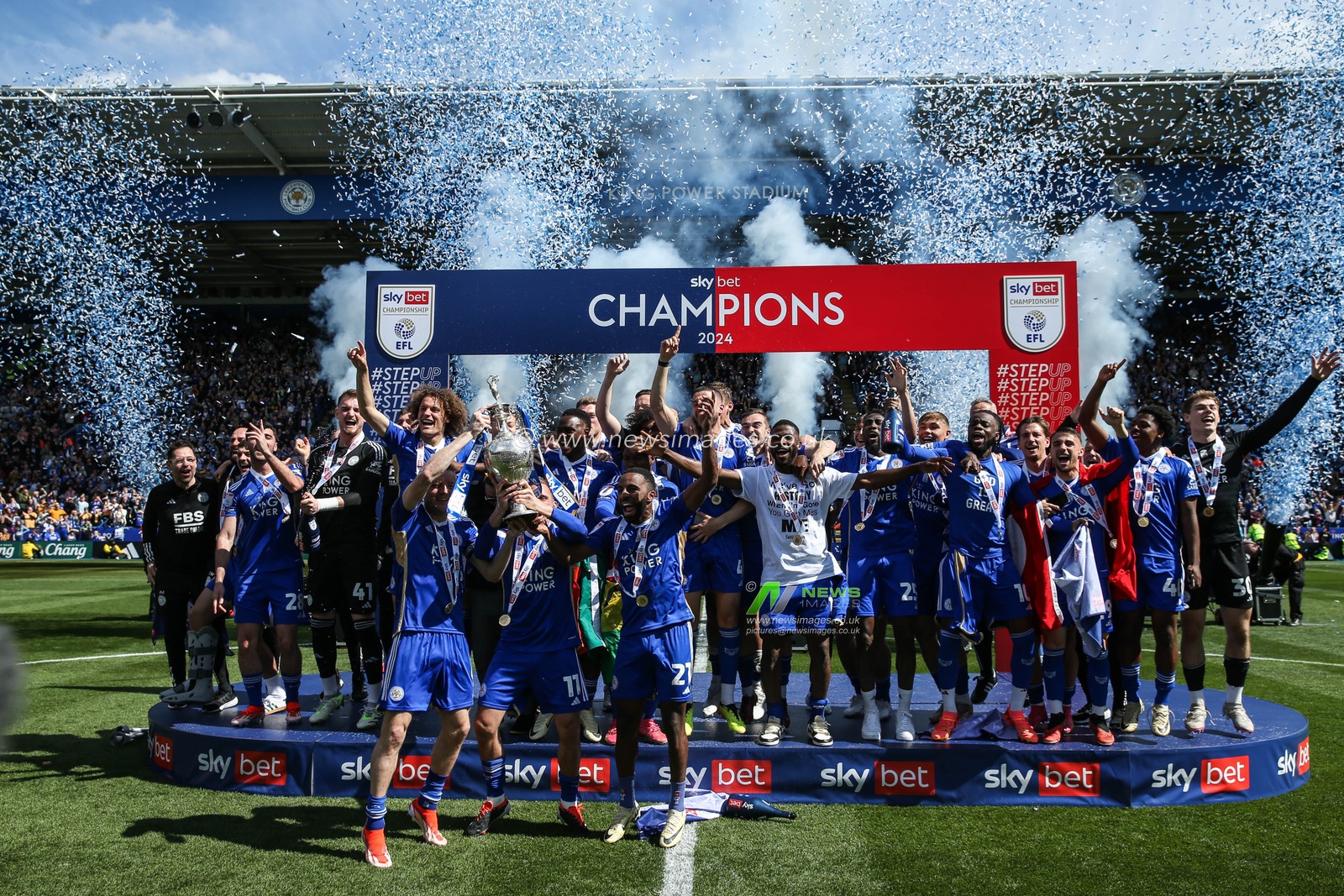 Leicester City lift the Championship trophy after the Sky Bet Championship match Leicester City vs Blackburn Rovers at King Power Stadium, Leicester, United Kingdom, 4th May 2024

(Photo by Gareth Evans/News Images)