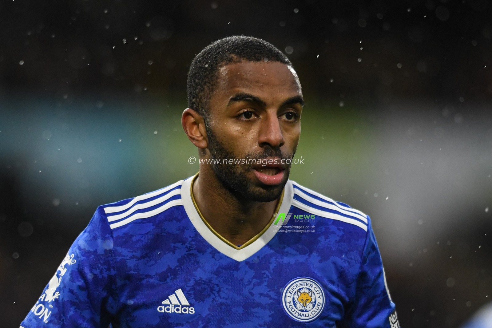 Ricardo Pereira #21 of Leicester City in action during the game