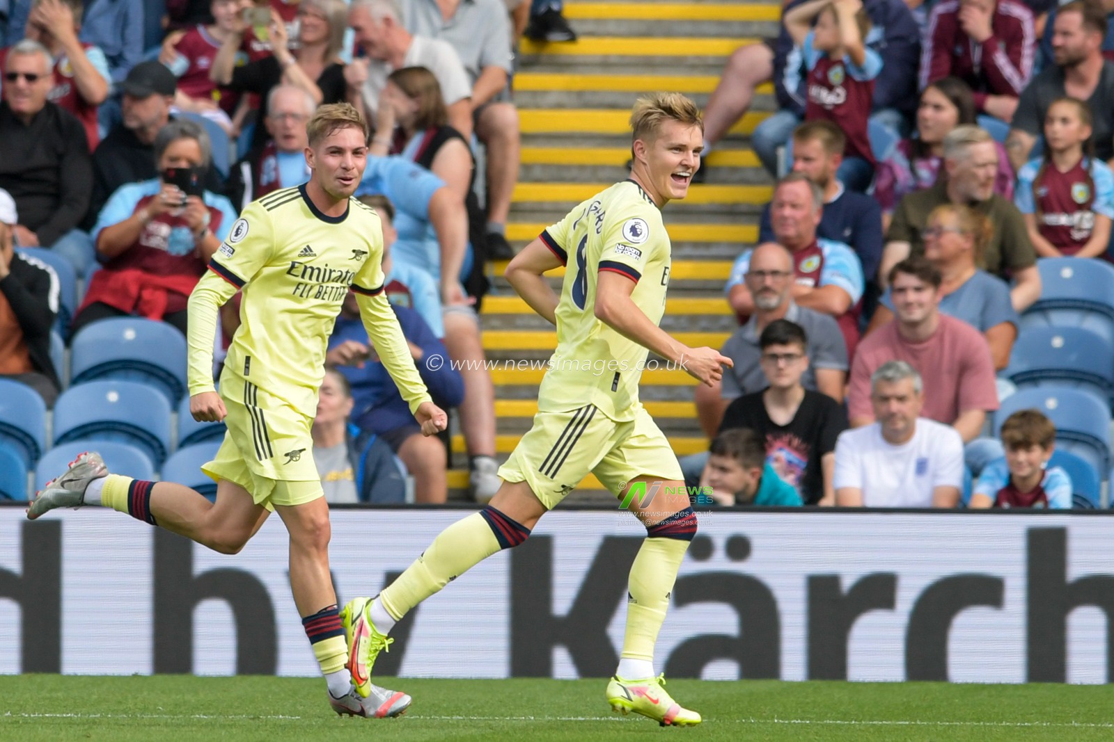 Martin Odegaard #8 of Arsenal celebrates scoring a goal to make it 0-1