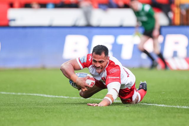 Sauaso Sue of Hull KR goes over for a try to make it 4-0 during the Betfred Super League Round 9 match Hull KR vs Wigan Warriors at Sewell Group Craven Park, Kingston upon Hull, United Kingdom, 26th April 2024

(Photo by Mark Cosgrove/News Images)