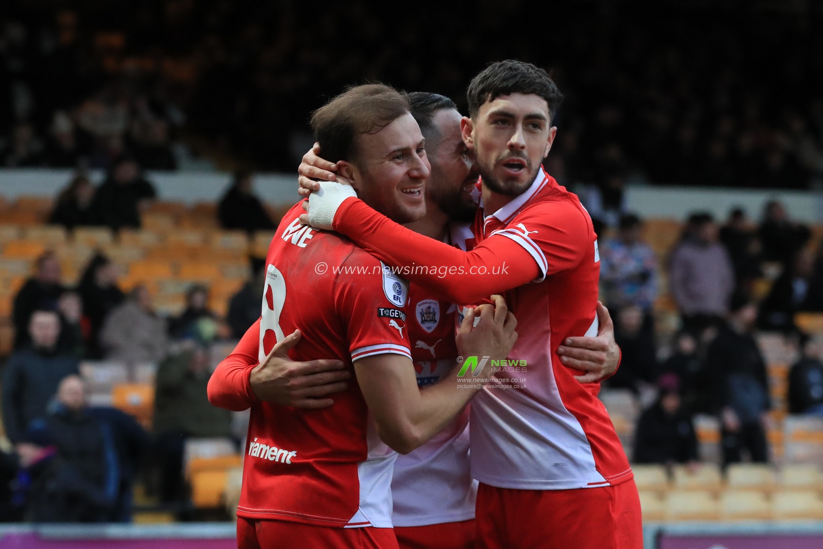 Adam Phillips #30 of Barnsley celebrates his goal to make it 0-1 during the Sky Bet League 1 match Port Vale vs Barnsley at Vale Park, Burslem, United Kingdom, 26th December 2023

(Photo by Alfie Cosgrove/News Images)