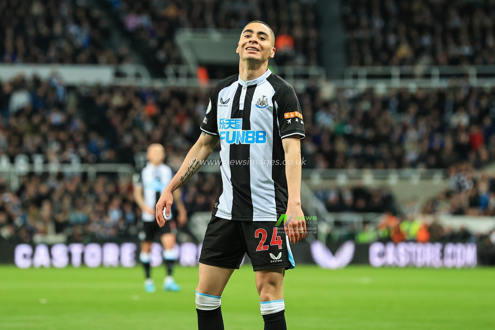 Miguel Almiron #24 of Newcastle United reacts during the game