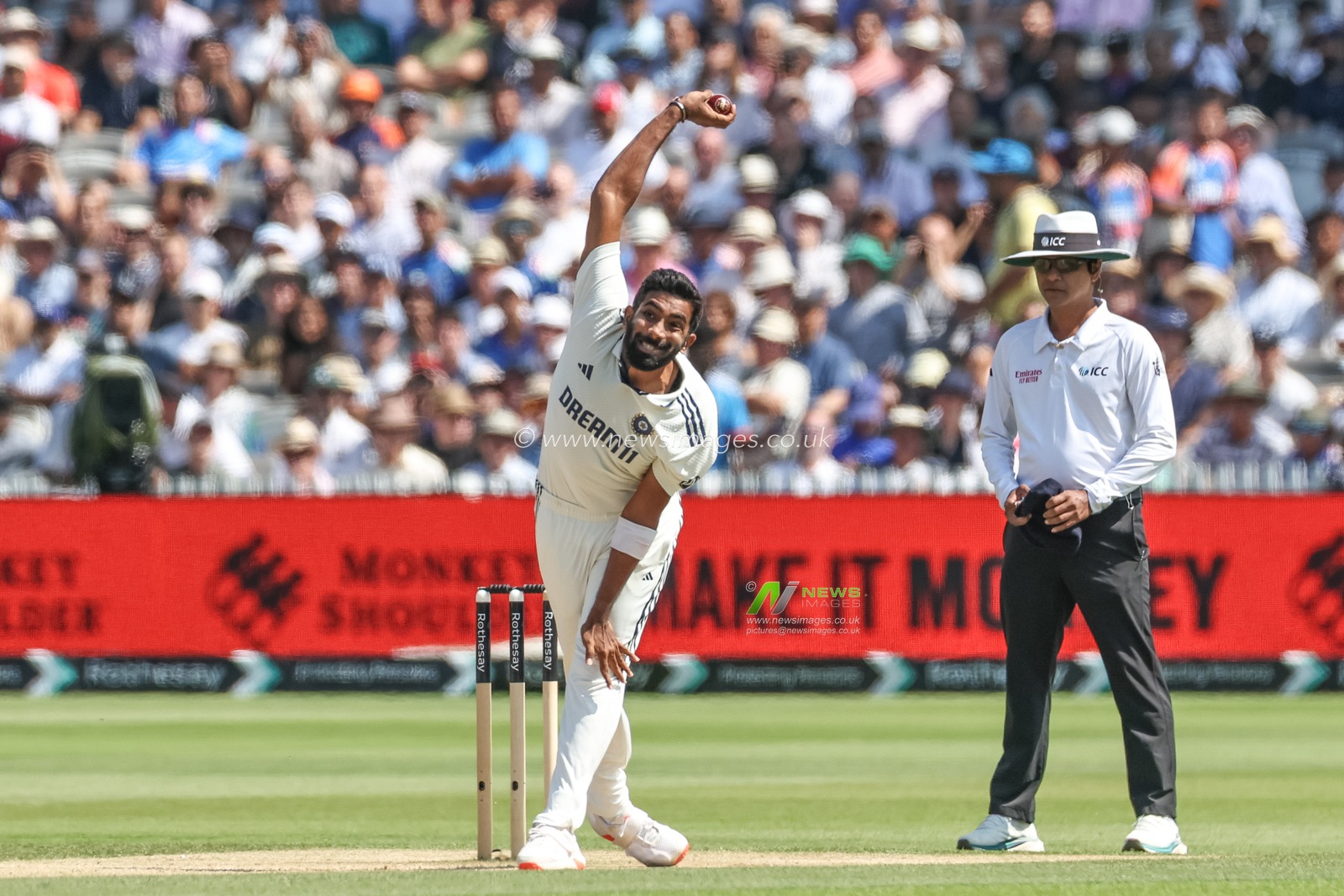 Jasprit Bumrah of India delivers the ball during the 3rd Rothesay Test Match Day 4 England v India at Lords, London, United Kingdom, 13th July 2025

(Photo by Mark Cosgrove/News Images)
