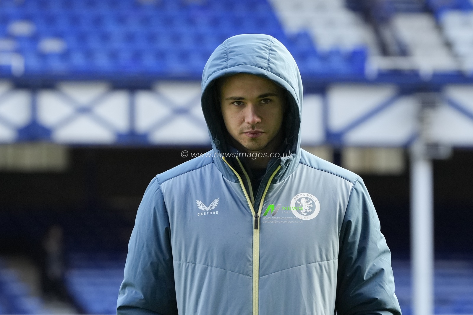Leander Dendoncker of Aston Villa inspects the pitch before the Premier League match Everton vs Aston Villa at Goodison Park, Liverpool, United Kingdom, 14th January 2024

(Photo by Steve Flynn/News Images)
