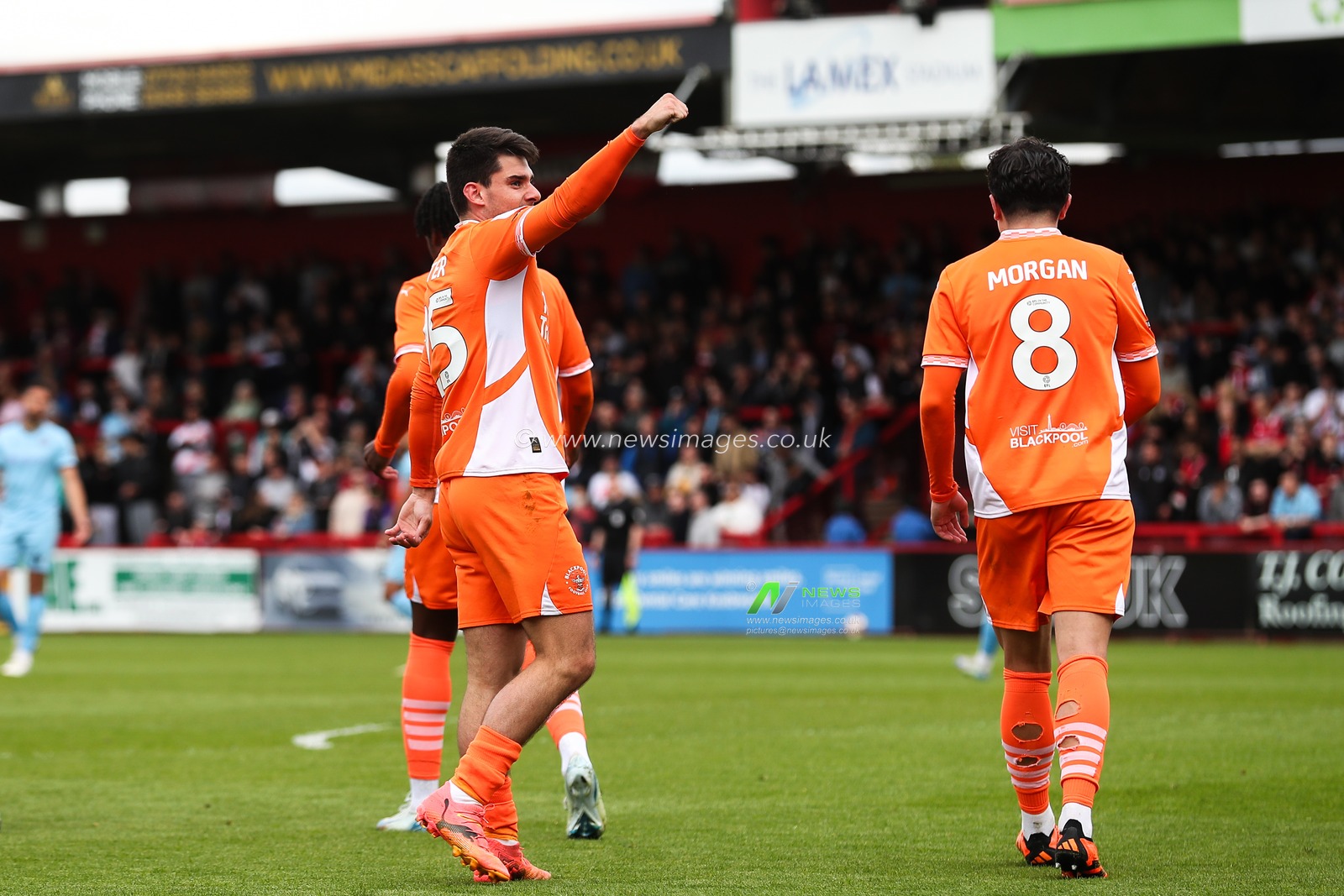 Rob Apter of Blackpool celebrates his goal to make it 0-1 during the Sky Bet League 1 match Stevenage vs Blackpool at Lamex Stadium, Stevenage, United Kingdom, 18th April 2025

(Photo by Gareth Evans/News Images)