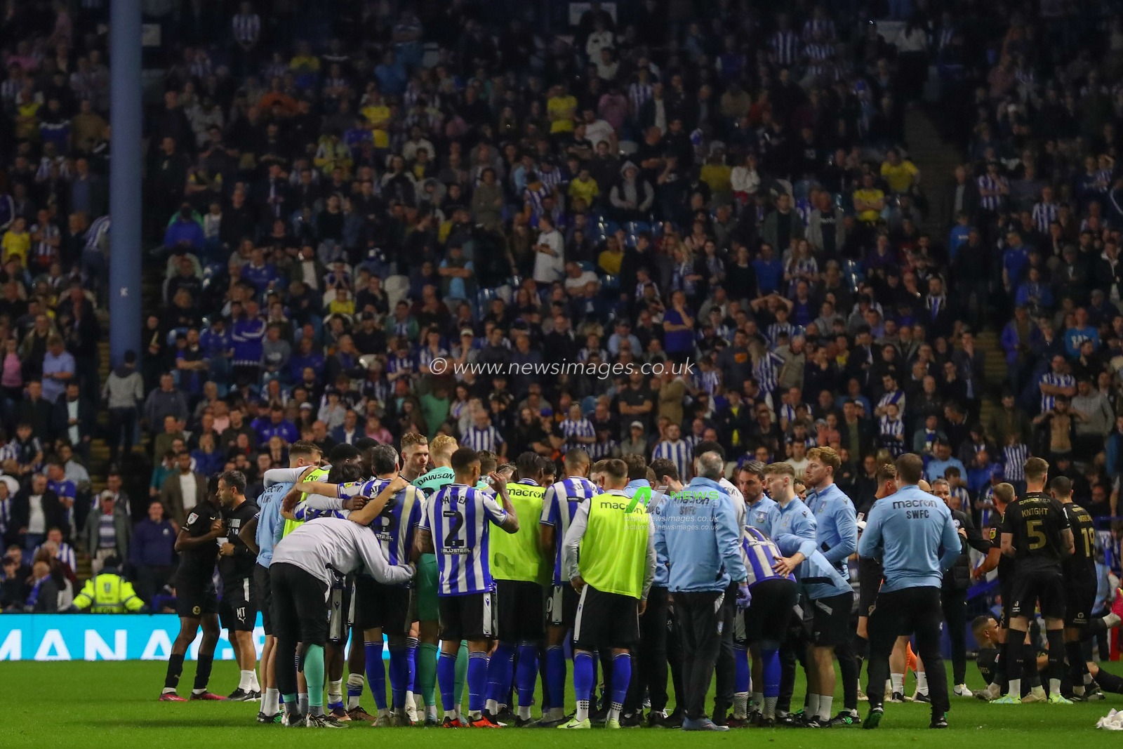 Sheffield Wednesday players during the Sky Bet League 1 Play-off match Sheffield Wednesday vs Peterborough at Hillsborough, Sheffield, United Kingdom, 18th May 2023

(Photo by Gareth Evans/News Images)