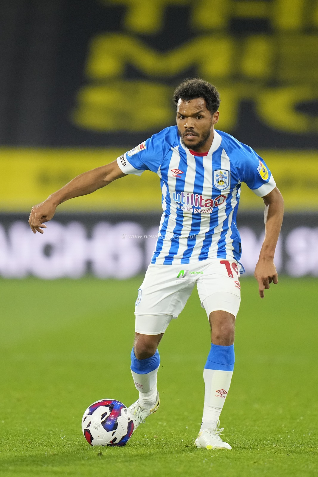 Duane Holmes #19 of Huddersfield Town during the Sky Bet Championship match Huddersfield Town vs Preston North End at John Smith's Stadium, Huddersfield, United Kingdom, 18th October 2022

(Photo by Steve Flynn/News Images)