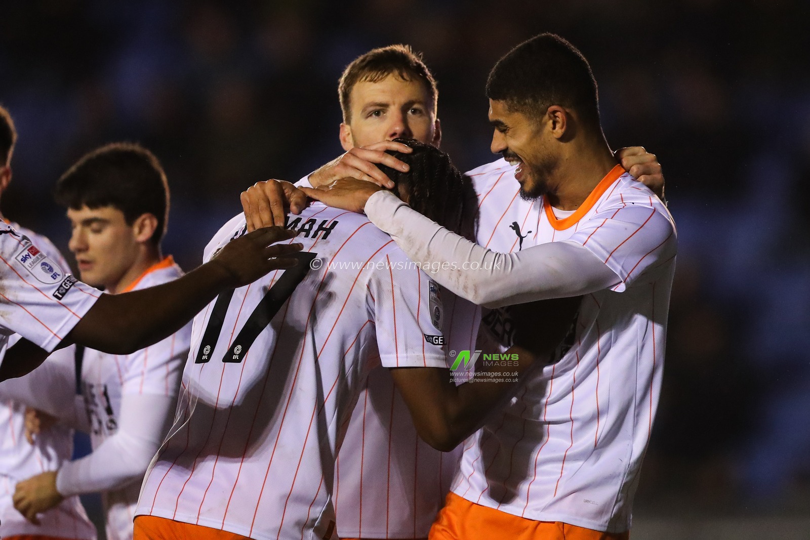 Josh Onomah of Blackpool celebrates his goal to make it 1-2 during the Sky Bet League 1 match Shrewsbury Town vs Blackpool at Croud Meadow, Shrewsbury, United Kingdom, 4th December 2024

(Photo by Gareth Evans/News Images)