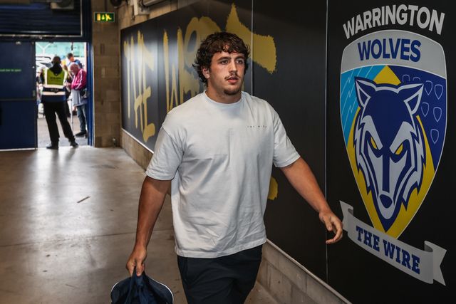 Max Wood of Warrington Wolves arrives during the Betfred Super League Round 24 match Warrington Wolves vs Salford Red Devils at Halliwell Jones Stadium, Warrington, United Kingdom, 29th August 2025

(Photo by Alfie Cosgrove/News Images)