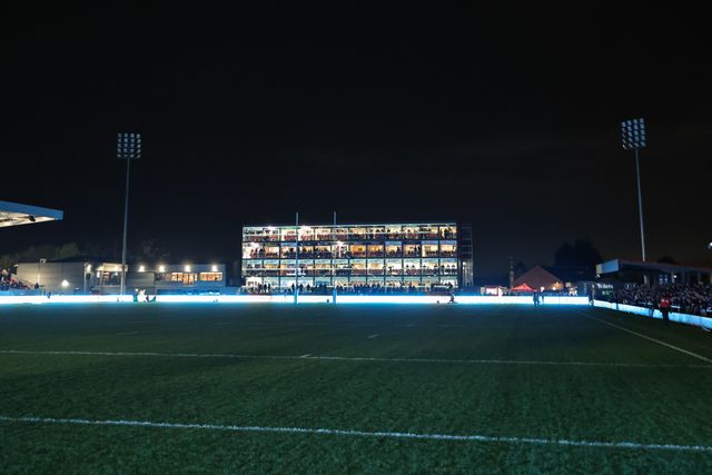 The DIY Kitchens Stadium is in darkness as the floodlights fail partway into the first half during the Betfred Challenge Cup round 4 match Wakefield Trinity vs Leeds Rhinos at DIY Kitchens Stadium, Wakefield, United Kingdom on 13 March 2026

(Photo by Mark Cosgrove/News Images)