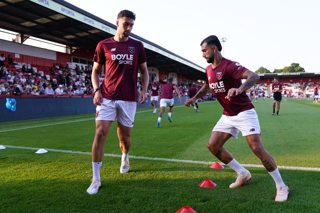 West Ham players warm up ahead of the pre-season friendly match Stevenage vs West Ham United at Lamex Stadium, Stevenage, United Kingdom on 22 July 2026

(Photo by Harvey Murphy/News Images)