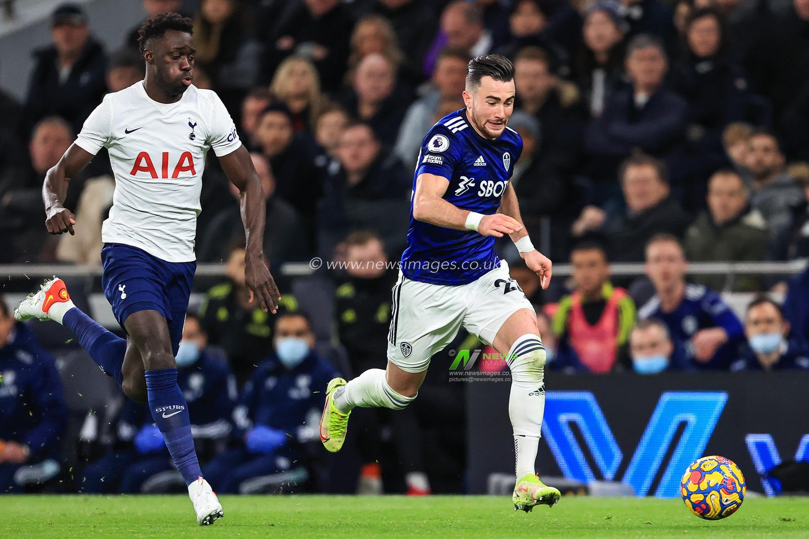 Jack Harrison #22 of Leeds United makes a break with the ball