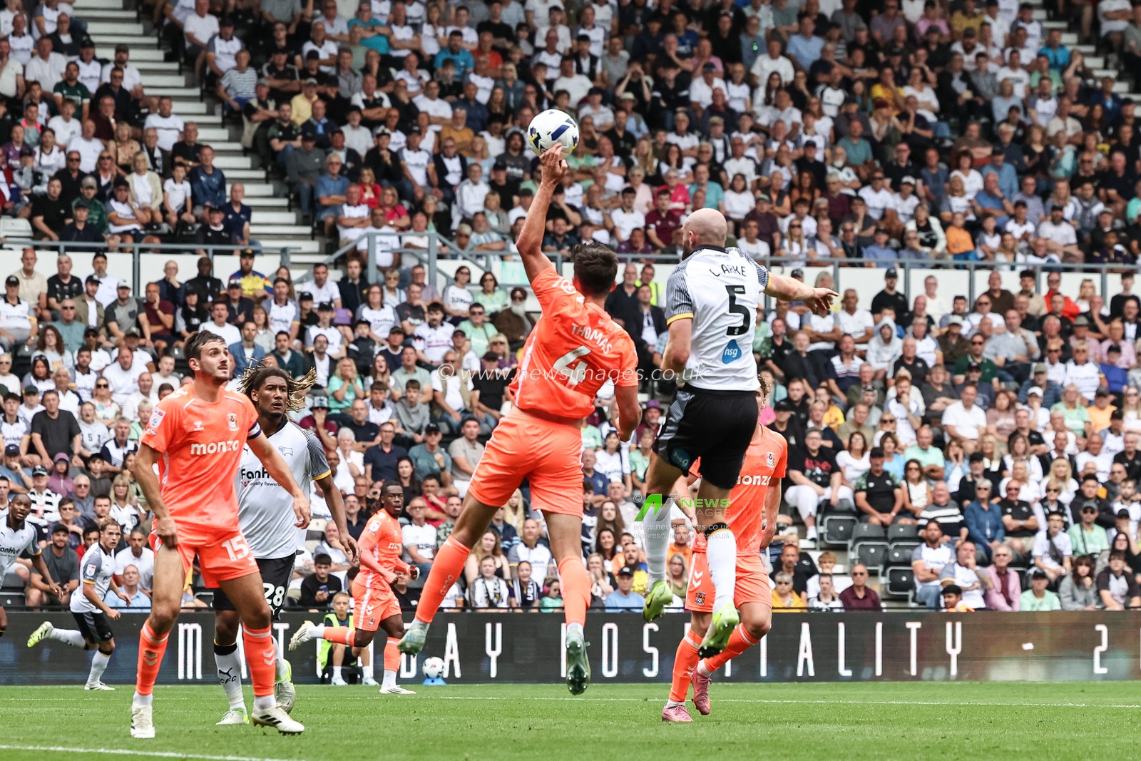 Bobby Thomas of Coventry City handles the ball and Derby are awarded a penalty after a slight delay form referee Anthony Backhouse during the Sky Bet Championship match Derby County vs Coventry City at Pride Park Stadium, Derby, United Kingdom, 16th August 2025

(Photo by Mark Cosgrove/News Images)