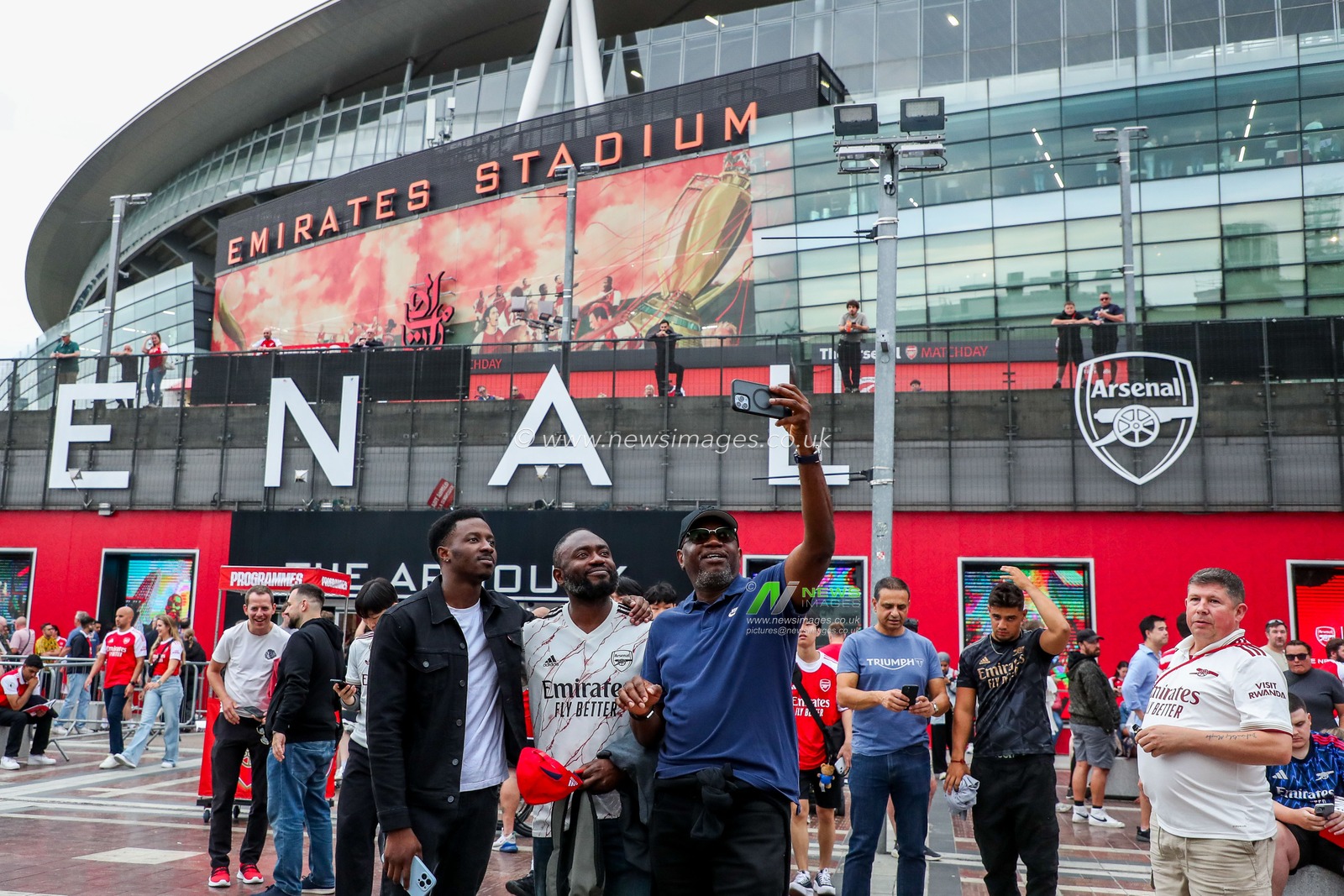 Fans arrive at Emirates Stadium prior to the Premier League match Arsenal vs Leeds United at Emirates Stadium, London, United Kingdom, 23rd August 2025

(Photo by Izzy Poles/News Images)