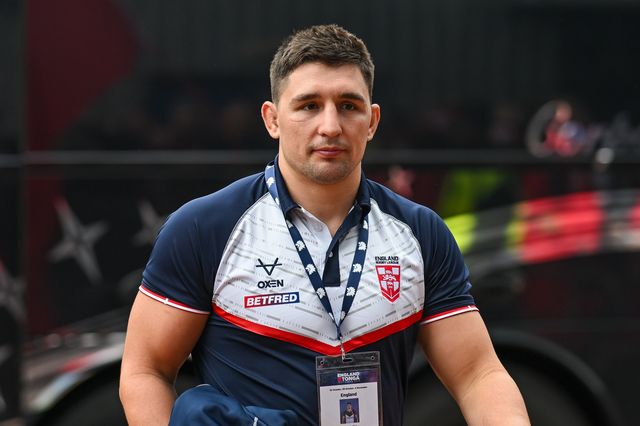 Victor Radley of England arrives at the stadium before the Rugby League International match England vs Tonga at John Smith's Stadium, Huddersfield, United Kingdom, 28th October 2023

(Photo by Craig Thomas/News Images)
