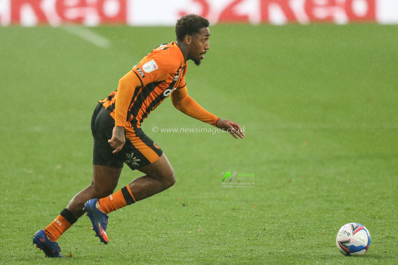 Mallik Wilks (7) of Hull City in action during the game
