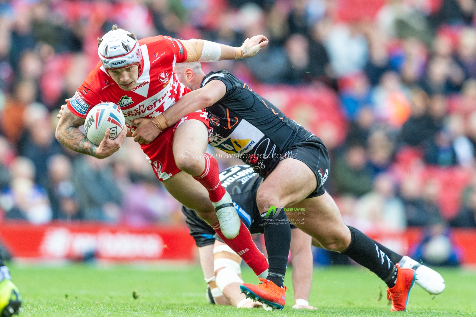 26th May 2019 , Anfield Stadium, Liverpool, England; Dacia Magic Weekend, Betfred Super League Round 16, St helens vs Castleford Tigers ; Theo Fages of St Helens 

Credit: Richard Long/News Images