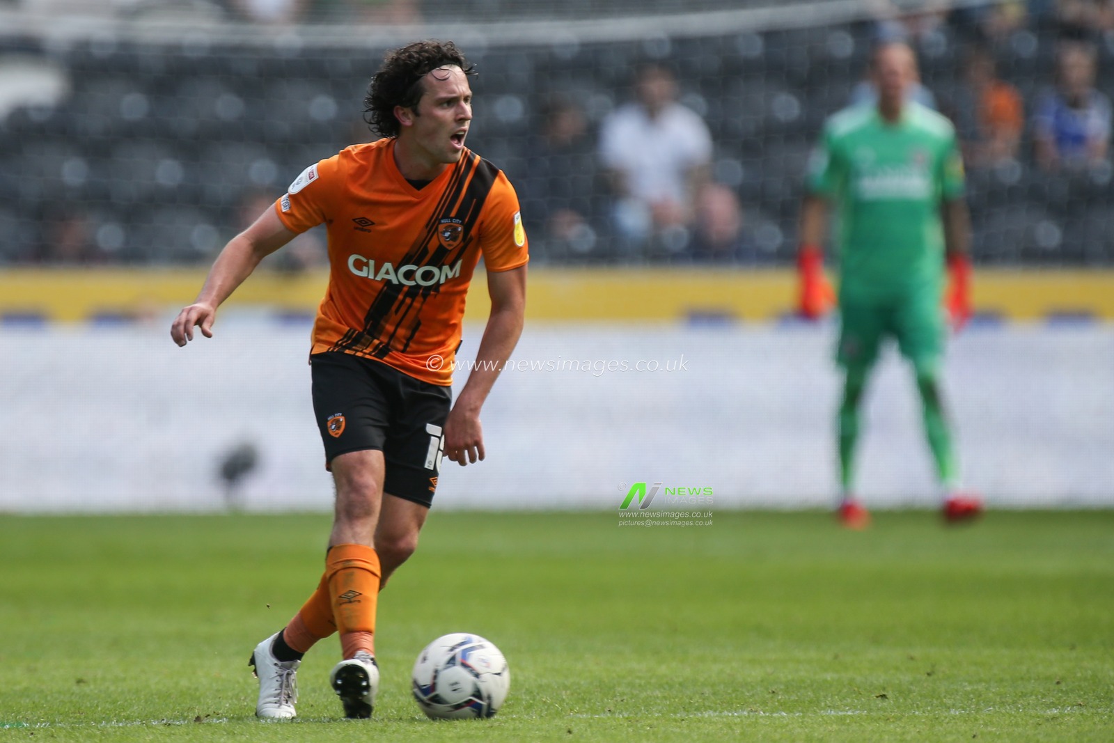 George Honeyman #10 of Hull City with the ball