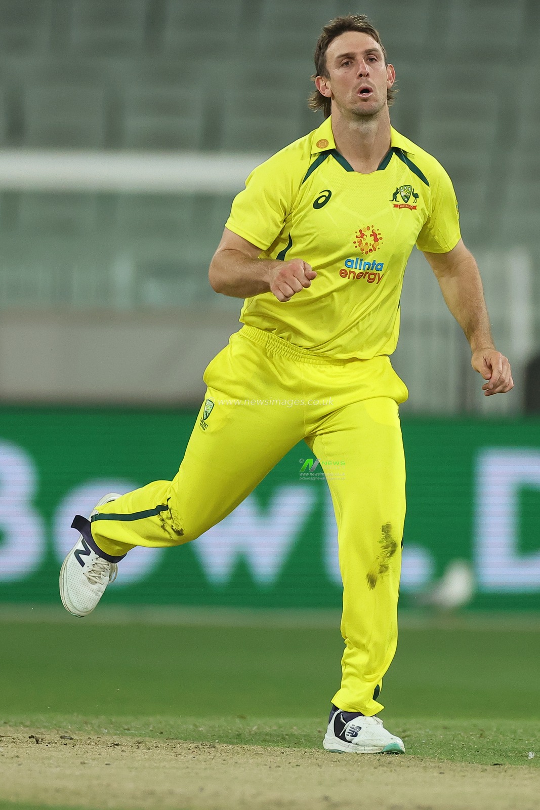 Mitchell Marsh of Australia bowls  during the Dettol ODI Series match Australia vs England at Melbourne Cricket Ground, Melbourne, Australia, 22nd November 2022

(Photo by Patrick Hoelscher/News Images)