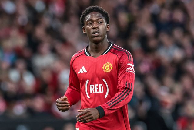 Kobbie Mainoo of Manchester United during the Premier League match Manchester United vs Brentford at Old Trafford, Manchester, United Kingdom on 27 April 2026

(Photo by Mark Cosgrove/News Images)