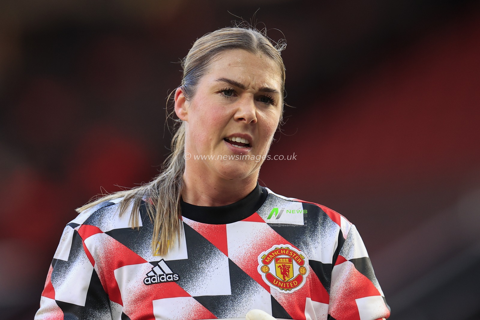 Mary Earps #27 of Manchester United during the warm up ahead of The FA Women's Super League match Manchester United Women vs Aston Villa Women at Old Trafford, Manchester, United Kingdom, 3rd December 2022

(Photo by Conor Molloy/News Images)