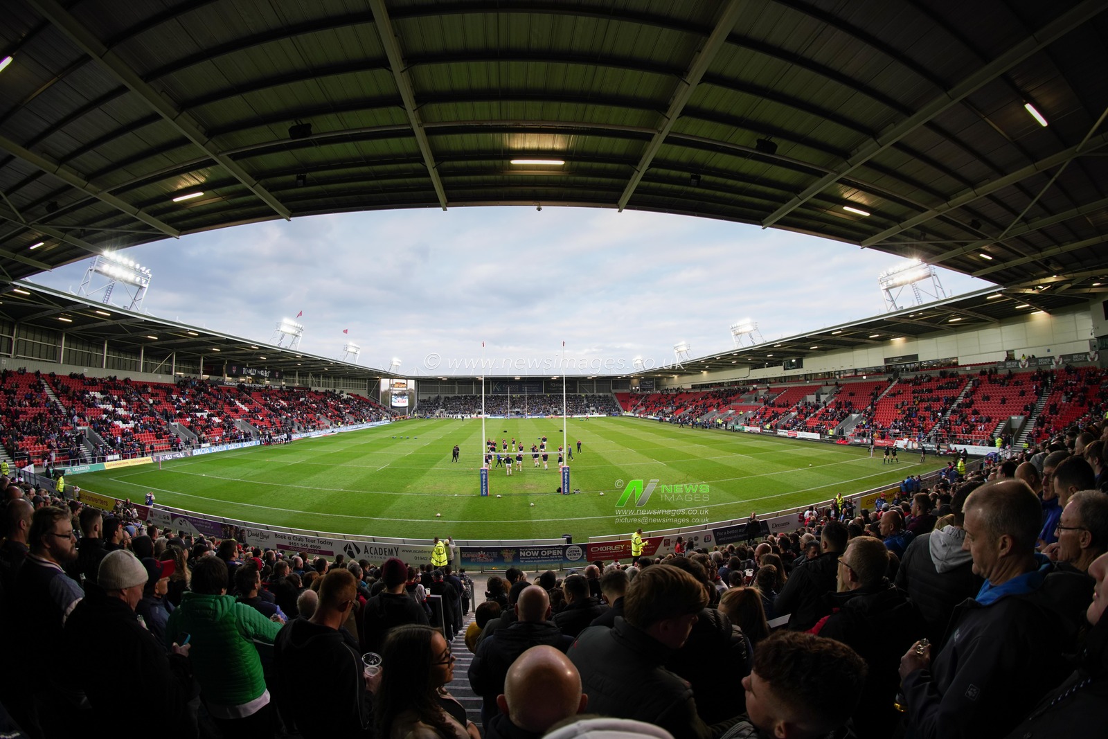 A general view of Totally Wicked Stadium, home of St. Helens

12th April 2019 , Totally Wicked Stadium, St Helens, England;  Betfred Super League, Round 10, St Helens vs Warrington Wolves

Credit: Terry Donnelly/News Images