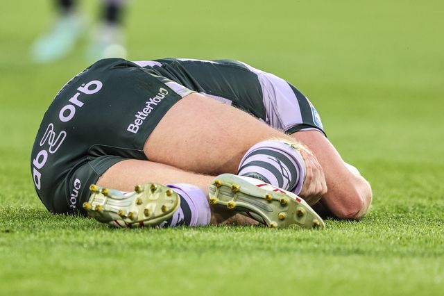 Olly Russell of Huddersfield Giants injured during the Betfred Super League round 18 match Huddersfield Giants vs Bradford Bulls at Accu Stadium, Huddersfield, United Kingdom on 10 July 2026

(Photo by Alfie Cosgrove/News Images)