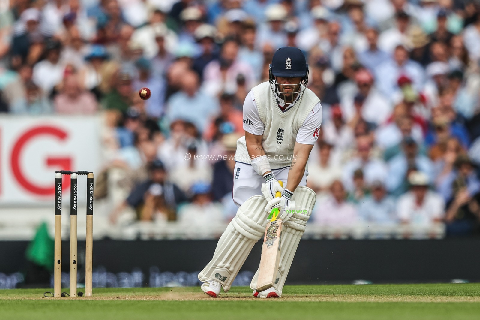 Ben Duckett of England scoops the ball up for a six and gets Englands 50 during the 5th Rothesay Test Match Day 2 England v India at The Kia Oval, London, United Kingdom, 1st August 2025

(Photo by Alfie Cosgrove/News Images)
