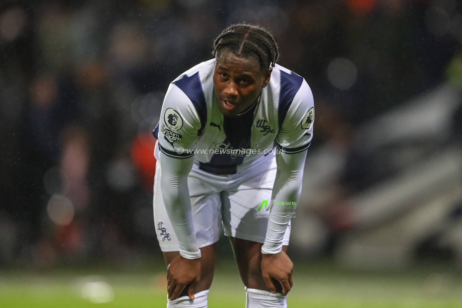 Reyes Cleary #28 of West Bromwich Albion looks dejected after defeat in the Premier League 2 U23 match West Bromwich Albion U23 vs Nottingham ForestU 23 at The Hawthorns, West Bromwich, United Kingdom, 7th November 2022

(Photo by Gareth Evans/News Images)