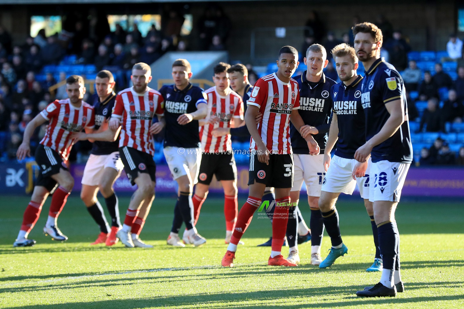 Kyron Gordon #34 of Sheffield United waits for a corner.