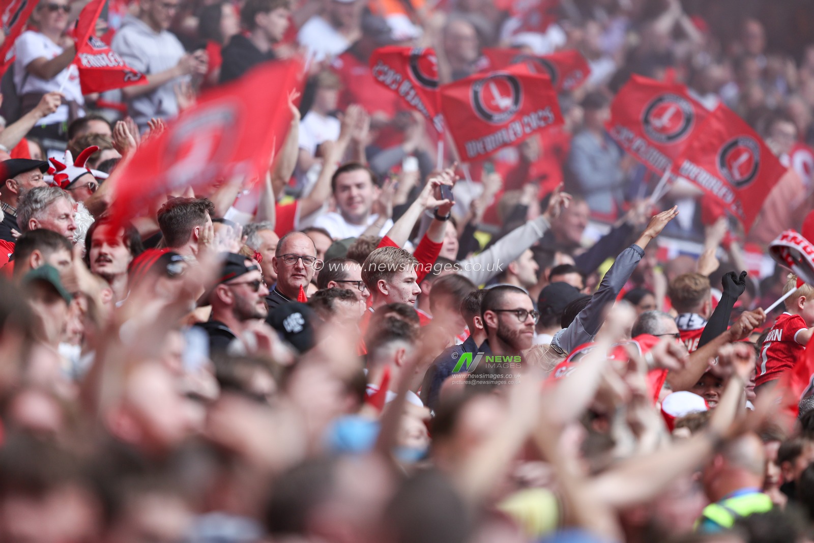 Charlton Athletic fans during the Sky Bet League 1 Playoff Final match Charlton Athletic vs Leyton Orient at Wembley Stadium, London, United Kingdom, 25th May 2025

(Photo by Jorge Horsted/News Images)