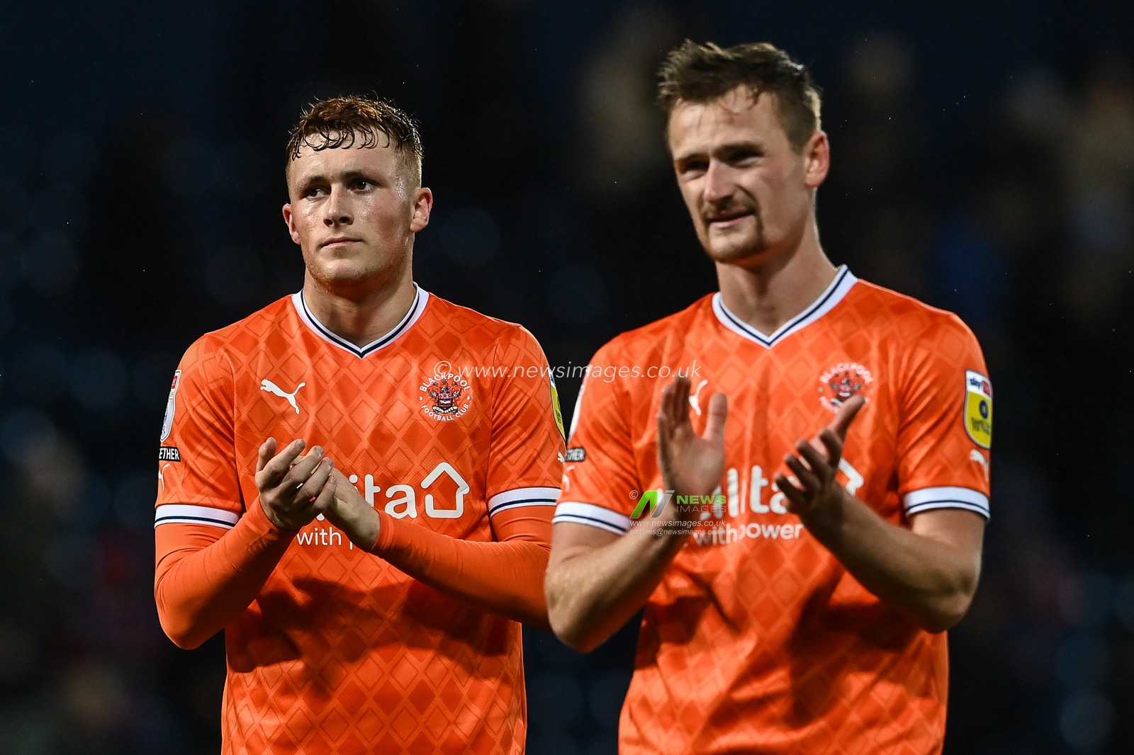 Callum Connolly #2 and Sonny Carey #16 of Blackpool applauds the fans at the end of the Sky Bet Championship match West Bromwich Albion vs Blackpool at The Hawthorns, West Bromwich, United Kingdom, 1st November 2022

(Photo by Craig Thomas/News Images)