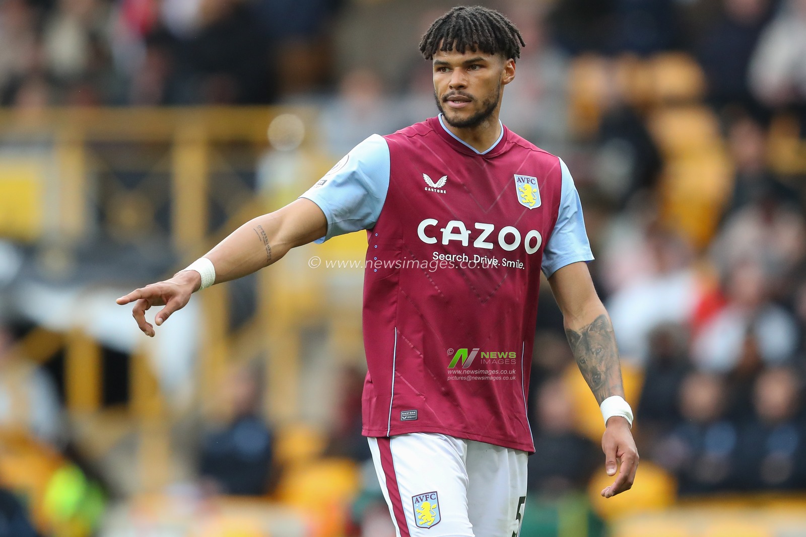 Tyrone Mings #5 of Aston Villa gives his teammates instructions during the Premier League match Wolverhampton Wanderers vs Aston Villa at Molineux, Wolverhampton, United Kingdom, 6th May 2023

(Photo by Gareth Evans/News Images)