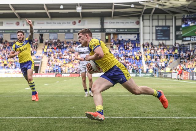 Jake Thewlis of Warrington Wolves goes over for a try during the Betfred Super League round 16 match Warrington Wolves vs Hull FC at Halliwell Jones Stadium, Warrington, United Kingdom, 28th June 2025

(Photo by Alfie Cosgrove/News Images)