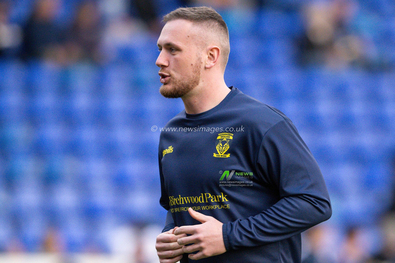 Ben Currie #11 of Warrington Wolves during pre match warm up ahead o the Betfred Super League Round 11 match Warrington Wolves vs Wakefield Trinity at Halliwell Jones Stadium, Warrington, United Kingdom, 5th May 2023

(Photo by Craig Thomas/News Images)