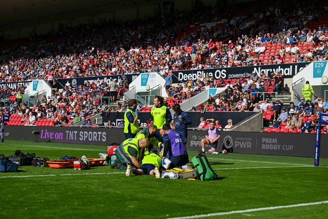 Harry Thacker of Bristol Bears is treated by medics on the pitch during the Prem Rugby Cup match Bristol Bears vs Gloucester at Ashton Gate, Bristol, United Kingdom on 05 September 2026

(Photo by Alex Williamson/News Images)