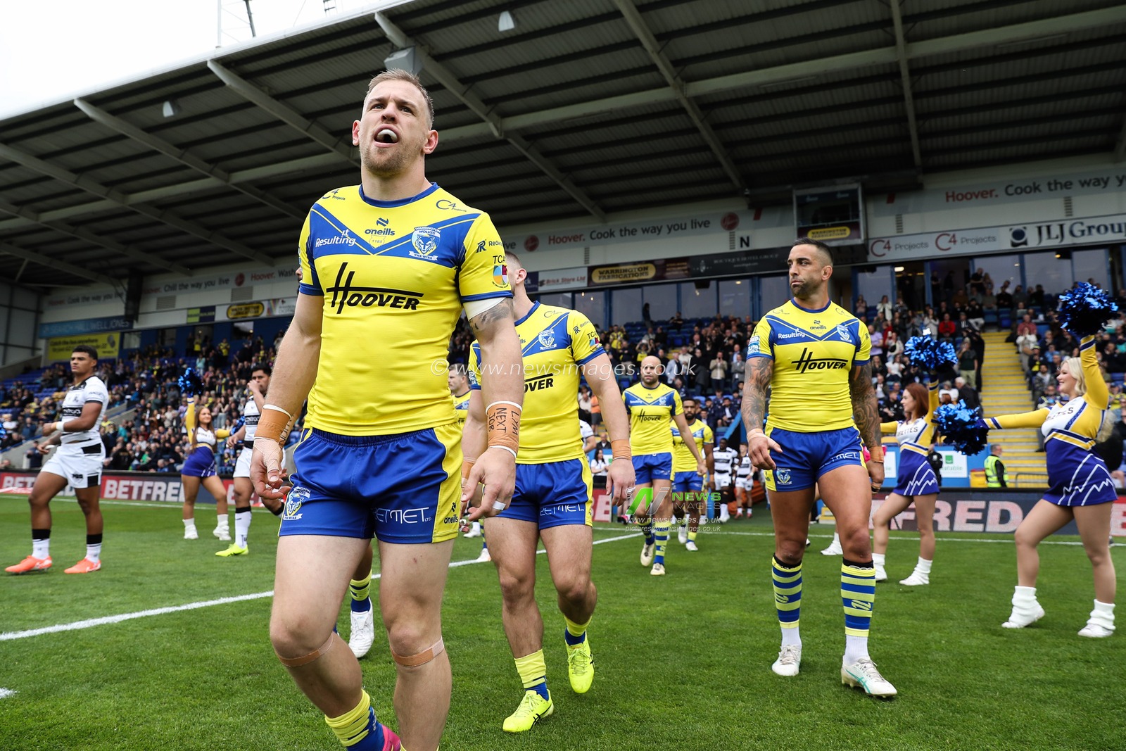 Matt Dufty of Warrington Wolves during the Betfred Super League Round 7 match Warrington Wolves vs Hull FC at Halliwell Jones Stadium, Warrington, United Kingdom, 12th April 2025

(Photo by Gareth Evans/News Images)