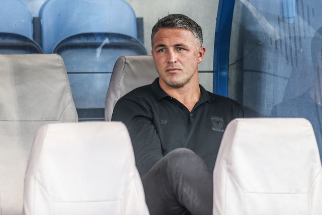 Sam Burgess Head Coach of Warrington Wolves looks on as the teams begin to warm up during the Betfred Super League Round 23 match Huddersfield Giants vs Warrington Wolves at Accu Stadium, Huddersfield, United Kingdom, 24th August 2025

(Photo by Alfie Cosgrove/News Images)