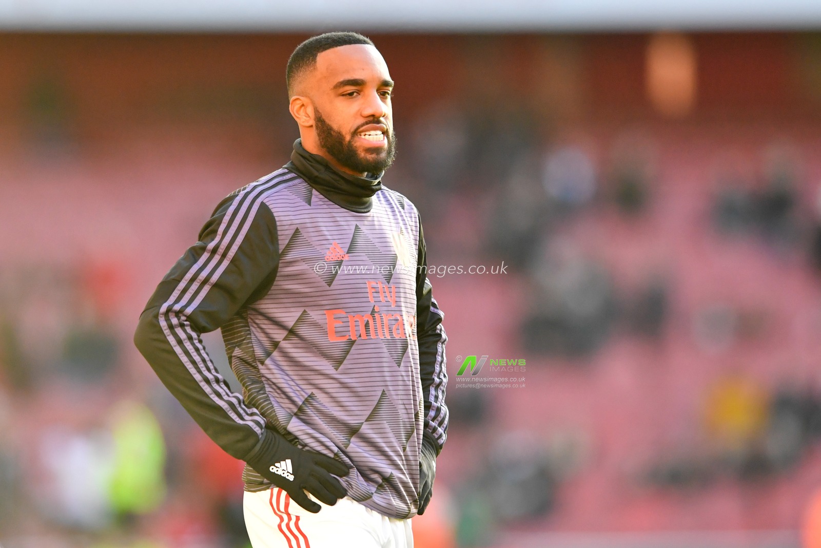 18th January 2020, Emirates Stadium, London, England; Premier League, Arsenal v Sheffield United : Alexandre Lacazette (9) of Arsenal warming up

Credit: Simon Whitehead/News Images