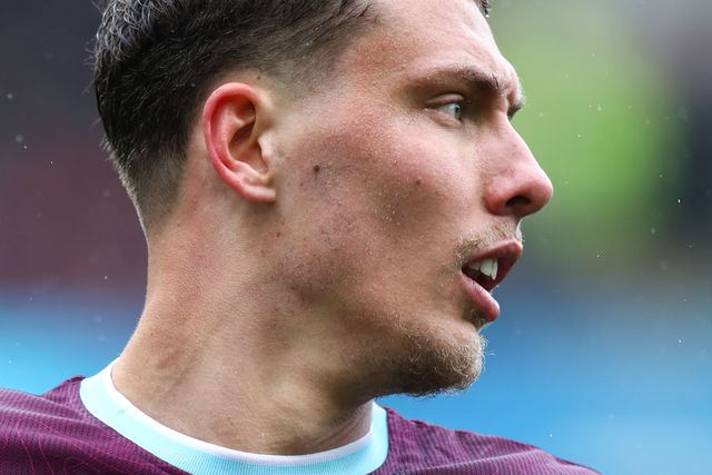 Maxime Esteve of Burnley during the Premier League match Burnley vs Brighton & Hove Albion at Turf Moor, Burnley, United Kingdom on 11 April 2026

(Photo by Jorge Horsted/News Images)