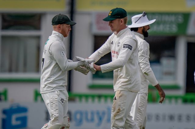 Nottinghamshire player Kyle Verreynne celebrates the wicket of Jake Weatherald who was out caught by Kyle Verreynne during the County Championship Division One day 3 Leicestershire vs Nottinghamshire at Grace Road, Leicester, United Kingdom on 03 May 2026

(Photo by Maynard Manyowa/News Images)