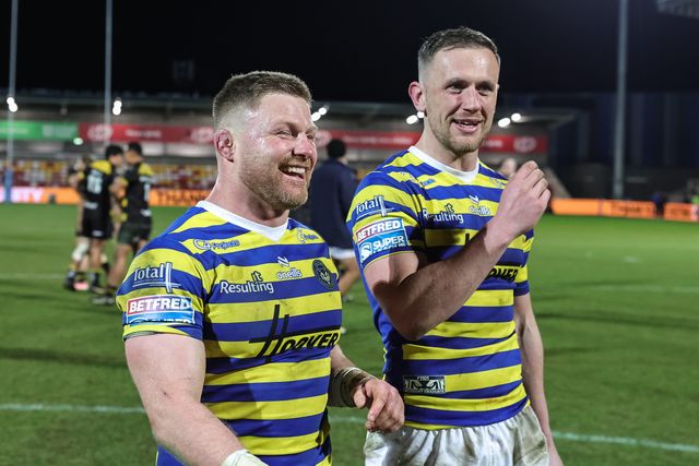 Luke Yates of Warrington Wolves and Ben Currie of Warrington Wolves celebrate the win during the Betfred Super League Round 4 match York Knights vs Warrington Wolves at LNER Community Stadium, York, United Kingdom on 06 March 2026

(Photo by Mark Cosgrove/News Images)