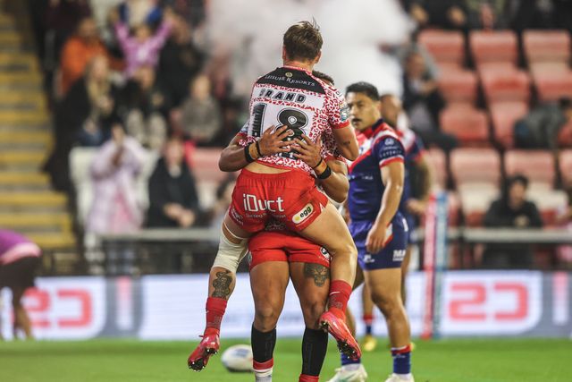 Keanan Brand of Leigh Leopards celebrates his try to make it 4-0 during the Betfred Super League play-off Eliminator 1 match Leigh Leopards vs Wakefield Trinity at Progress With Unity Stadium, Leigh, United Kingdom, 26th September 2025

(Photo by Alfie Cosgrove/News Images)