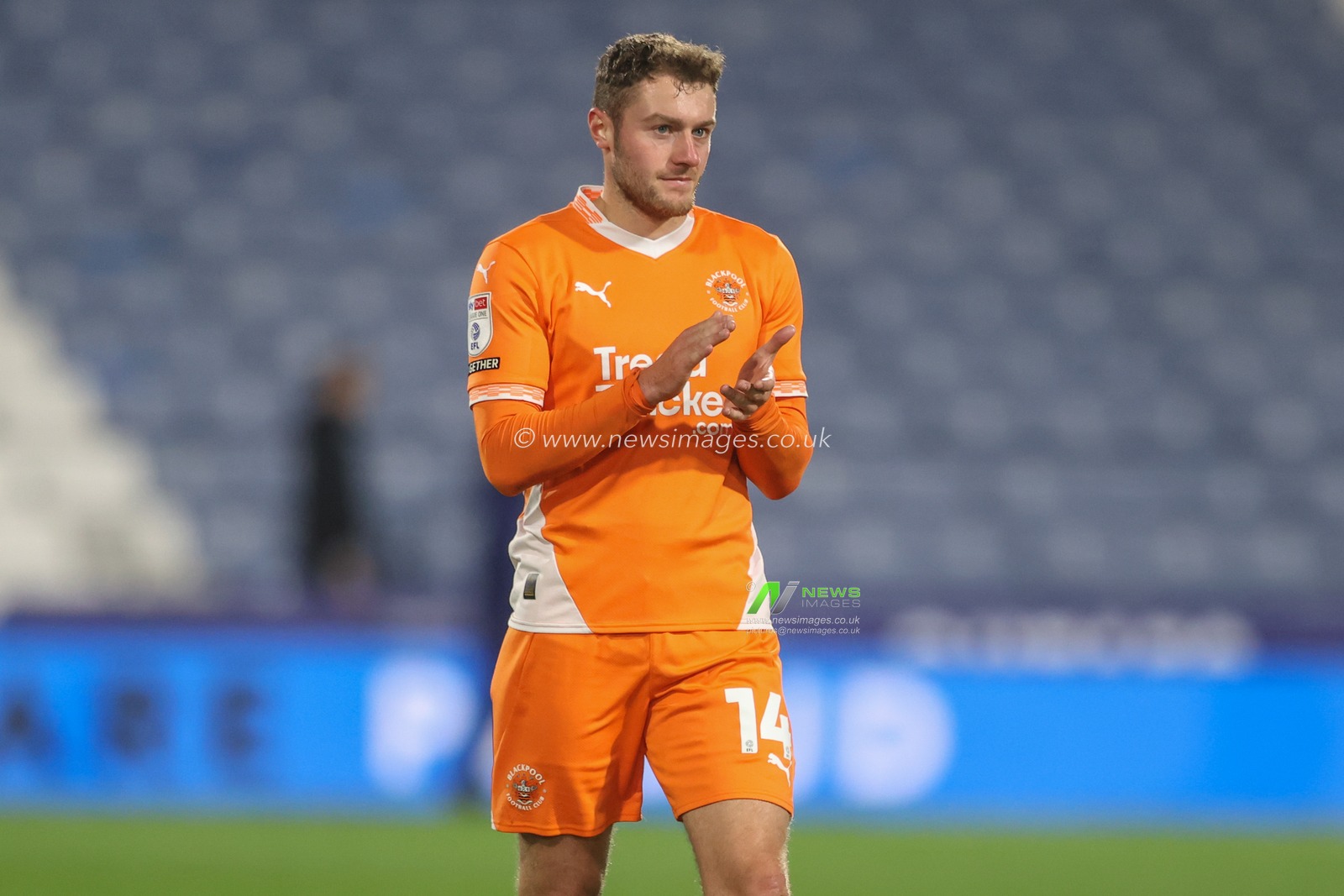 Elliot Embleton of Blackpool applauds the away fans after the game during the Sky Bet League 1 match Huddersfield Town vs Blackpool at John Smith's Stadium, Huddersfield, United Kingdom, 24th September 2024

(Photo by Alfie Cosgrove/News Images)