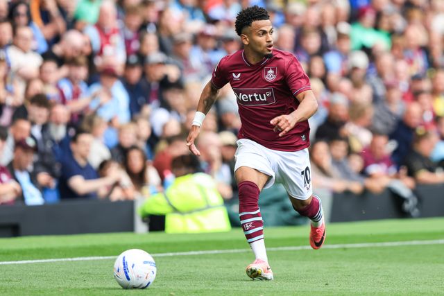 Marcus Edwards of Burnley with ball at his feet during the Sky Bet Championship match Burnley vs West Ham United at Turf Moor, Burnley, United Kingdom on 16 August 2026

(Photo by Jorge Horsted/News Images)