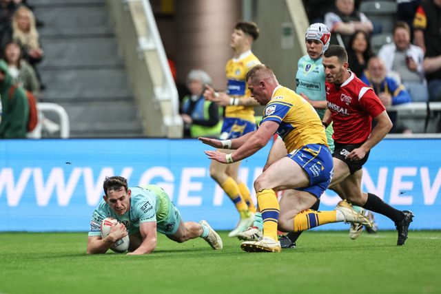 Betfred Magic Weekend 2025 St Helens v Leeds Rhinos