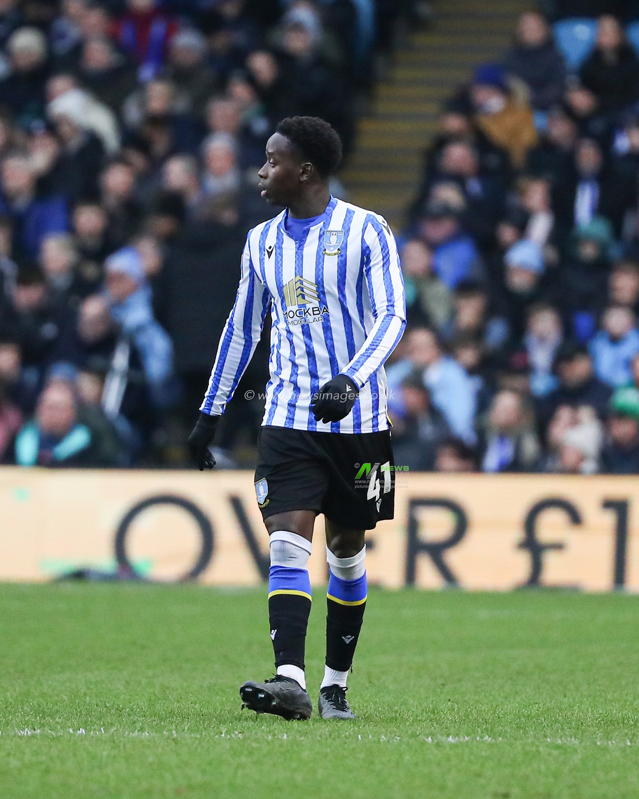 Djeidi Gassama of Sheffield Wednesday during the Sky Bet Championship match Sheffield Wednesday vs Luton Town at Hillsborough, Sheffield, United Kingdom, 1st February 2025

(Photo by Jorge Horsted/News Images)