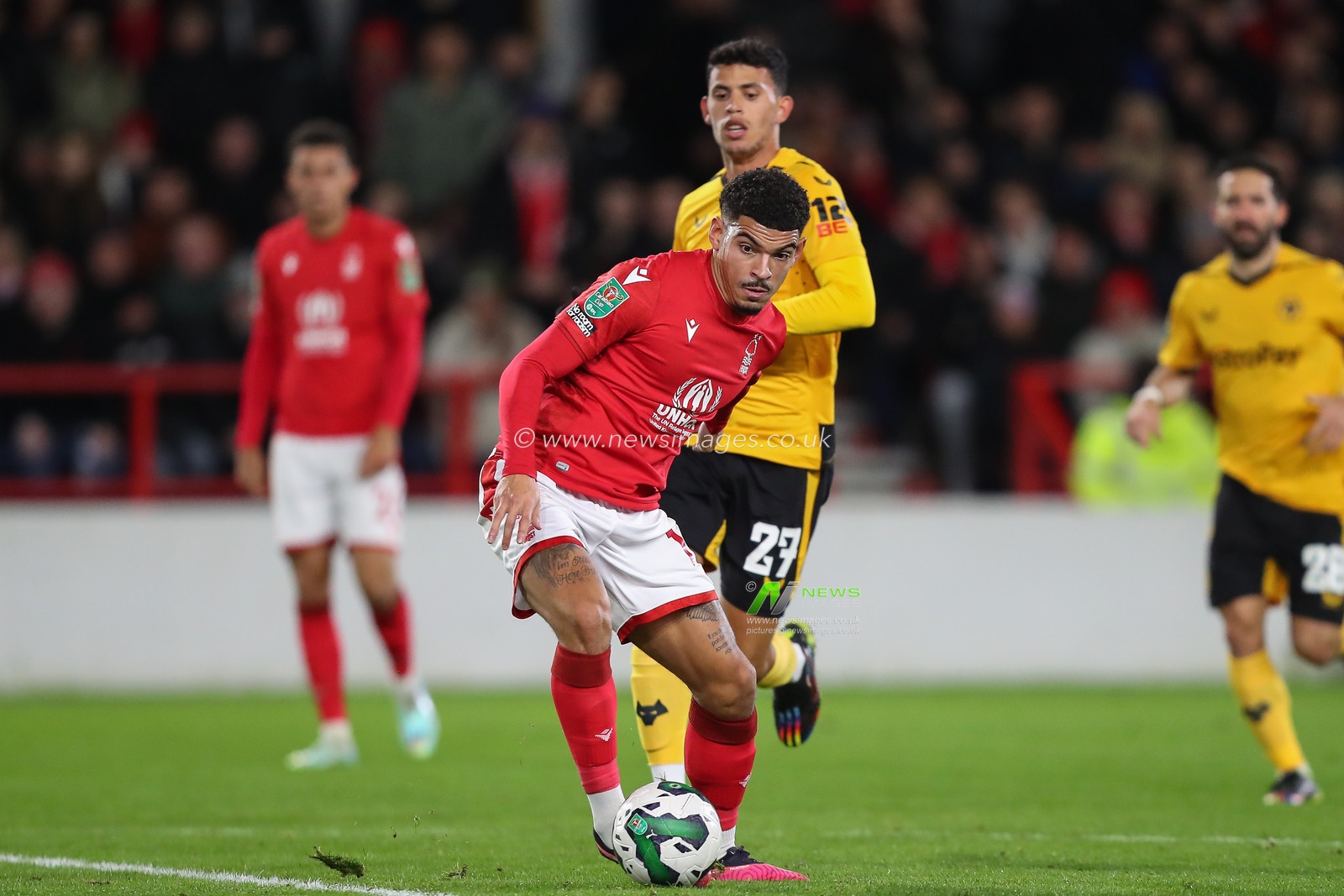 Morgan Gibbs-White #10 of Nottingham Forest on the ball during the Carabao Cup Quarter Final match Nottingham Forest vs Wolverhampton Wanderers at City Ground, Nottingham, United Kingdom, 11th January 2023

(Photo by Gareth Evans/News Images)