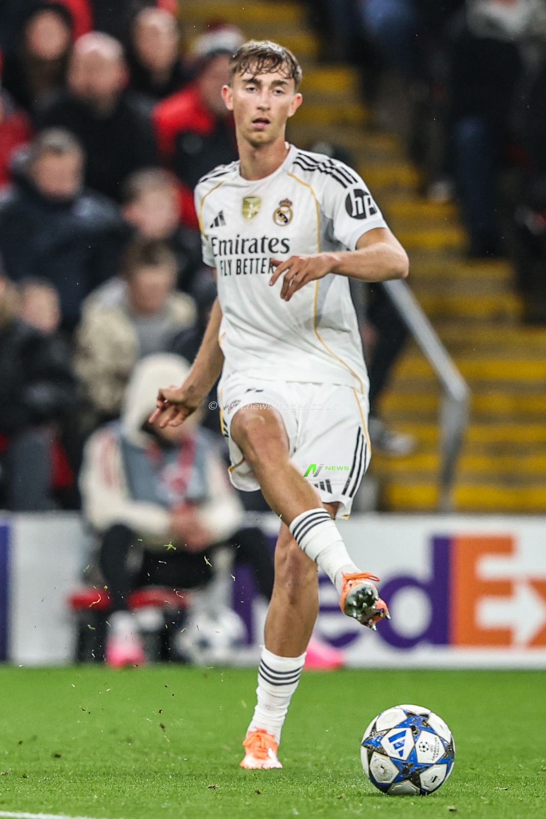 Dean Huijsen of Real Madrid during the UEFA Champions League Matchday 4 of 8 Liverpool vs Real Madrid at Anfield, Liverpool, United Kingdom, 4th November 2025

(Photo by Alfie Cosgrove/News Images)

*** GER AUT SUI OUT ***